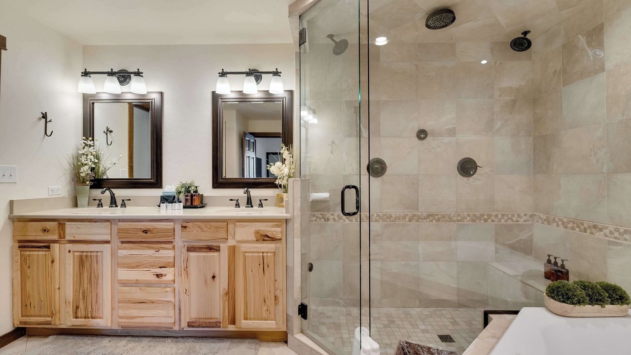 Photo of Bathroom in Dillon