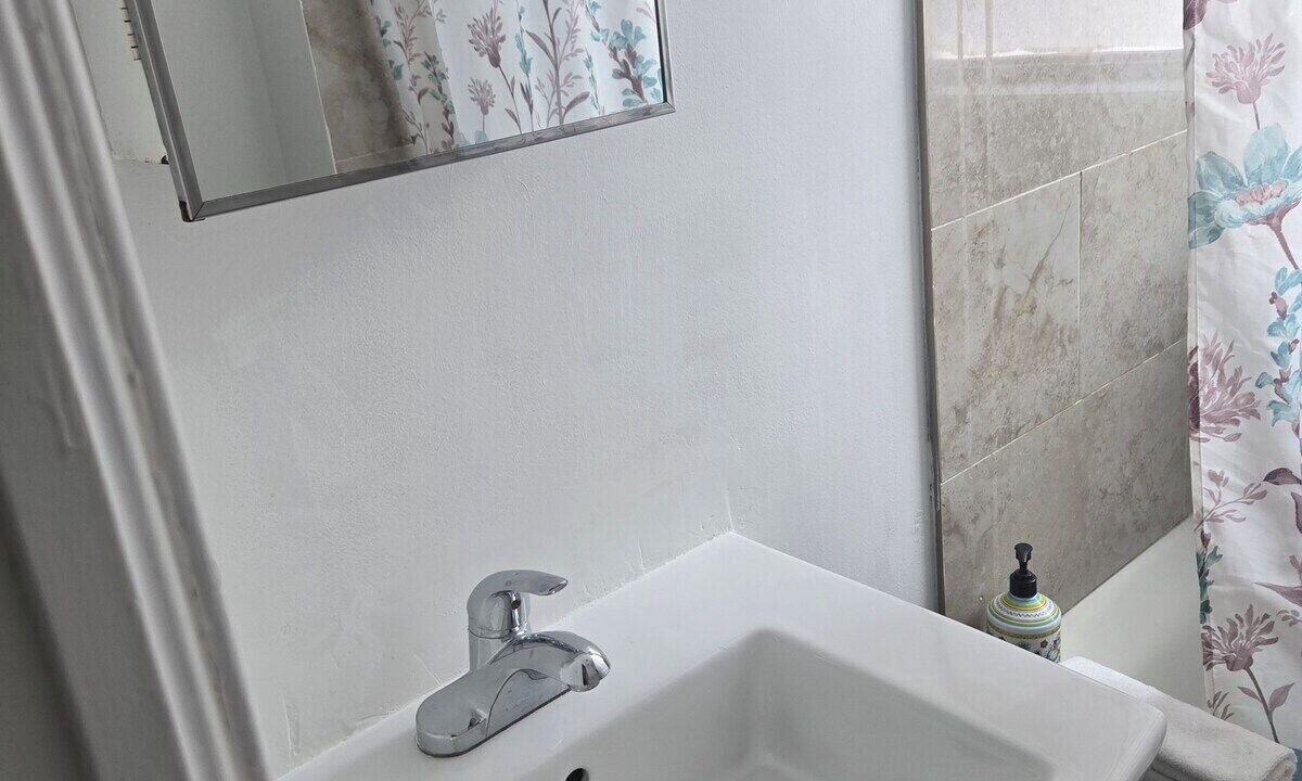 Photo of Bathroom in Sandy Hill