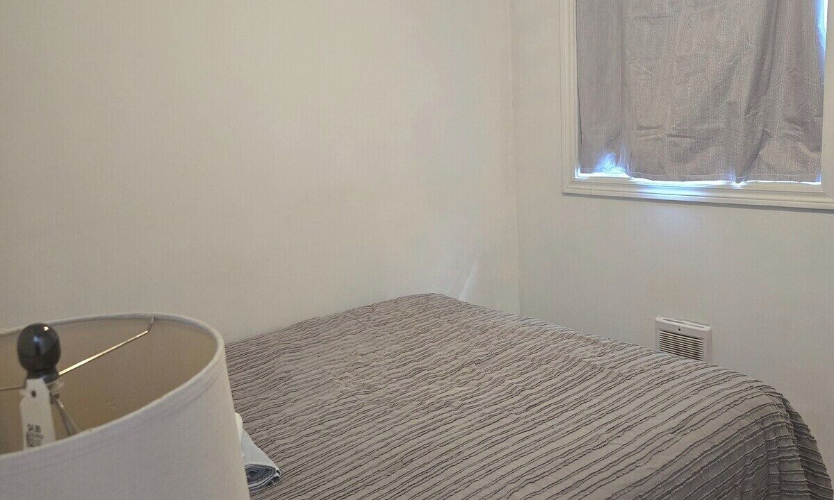 Photo of Bedroom in Sandy Hill