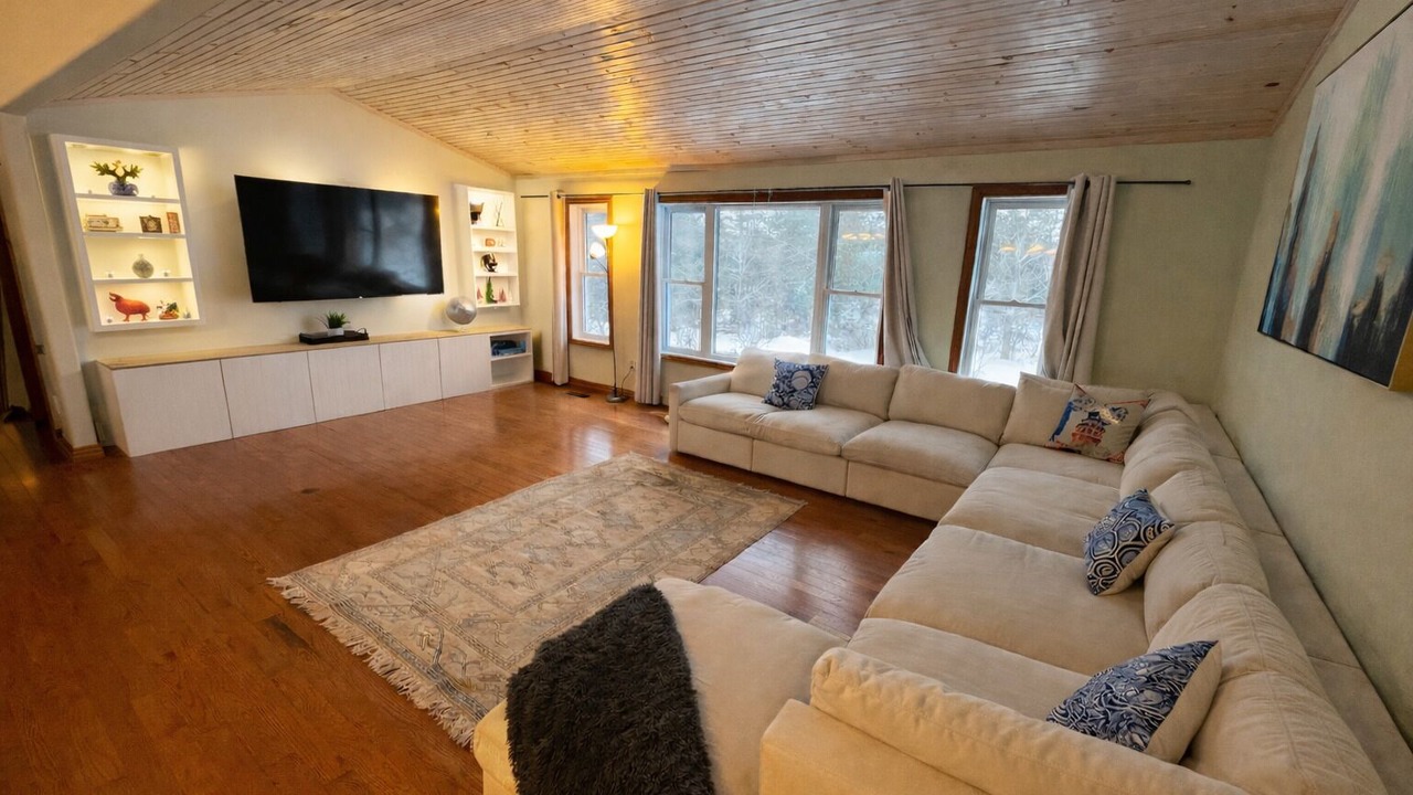 Photo of Livingroom in Dunsford