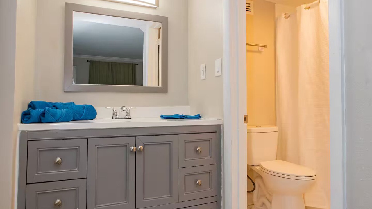 Photo of Bathroom in Sheffield Park
