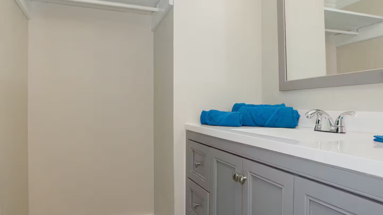 Photo of Bathroom in Sheffield Park