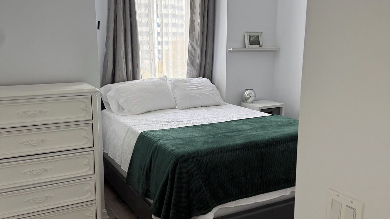 Photo of Bedroom in Downtown