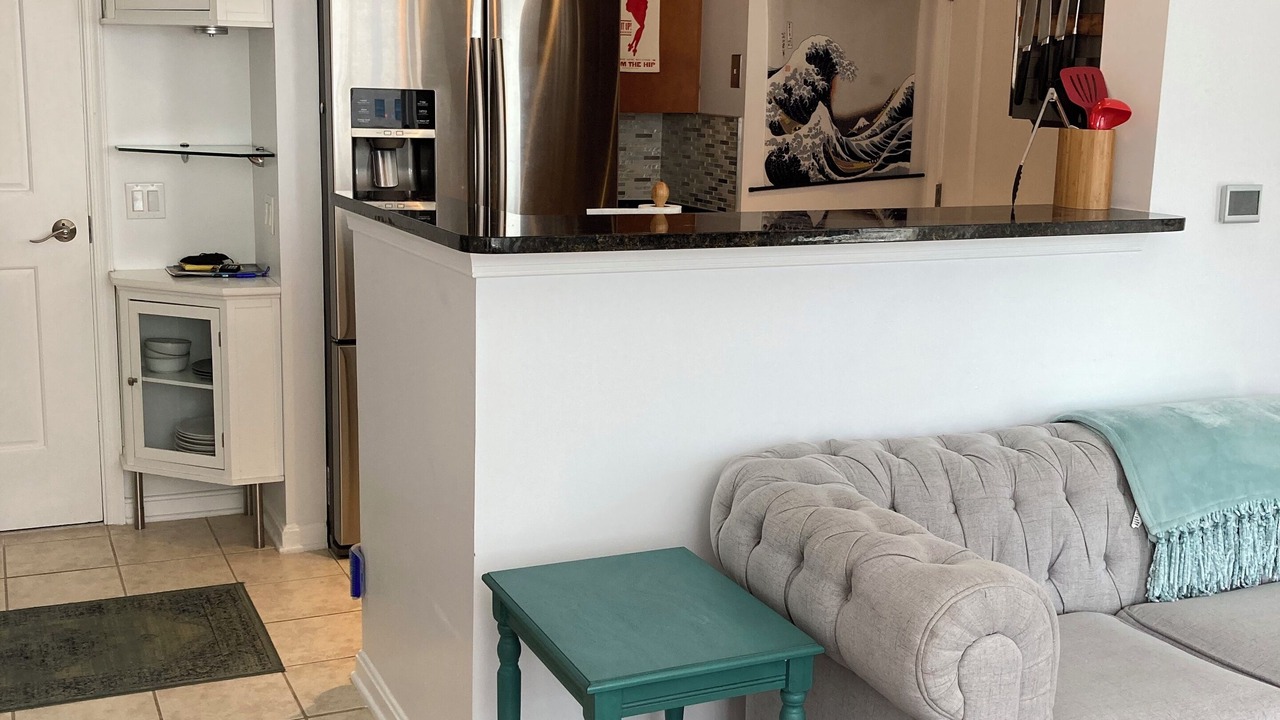 Photo of Livingroom in Downtown