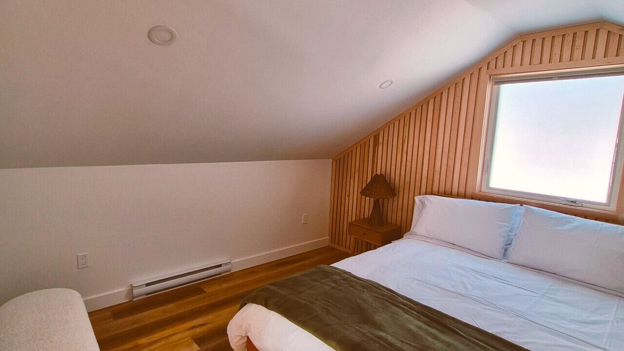 Photo of Bedroom in Riverport