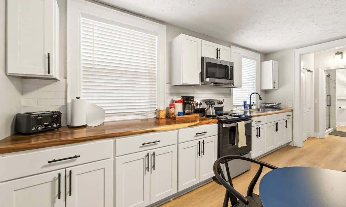 Photo of Kitchen in East Avenue