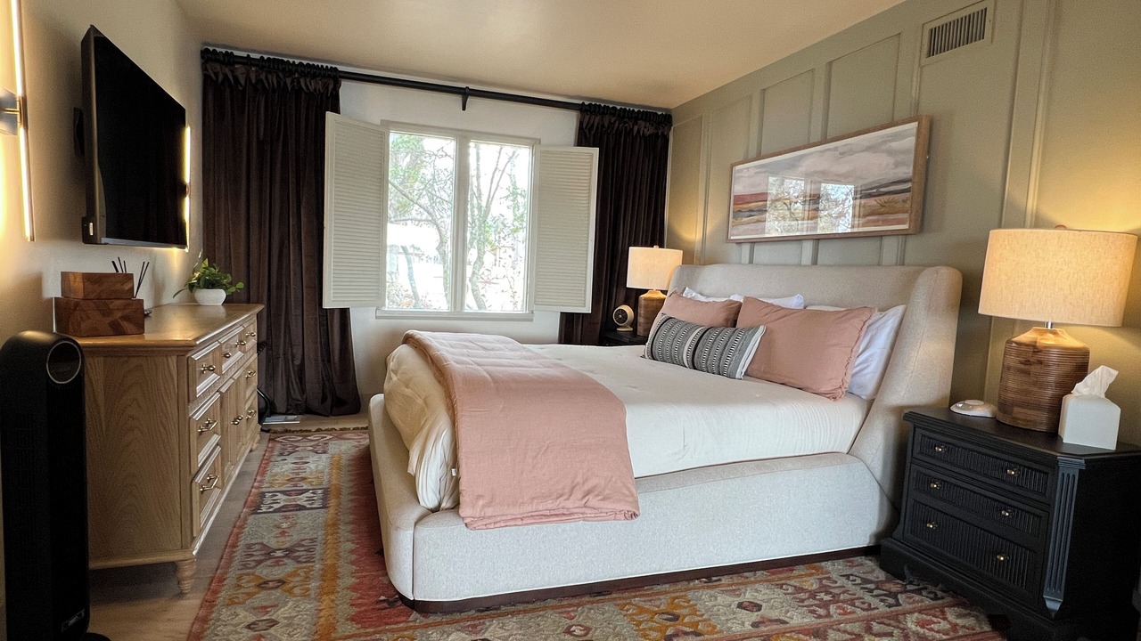 Photo of Bedroom in Cedar Creek Reservoir