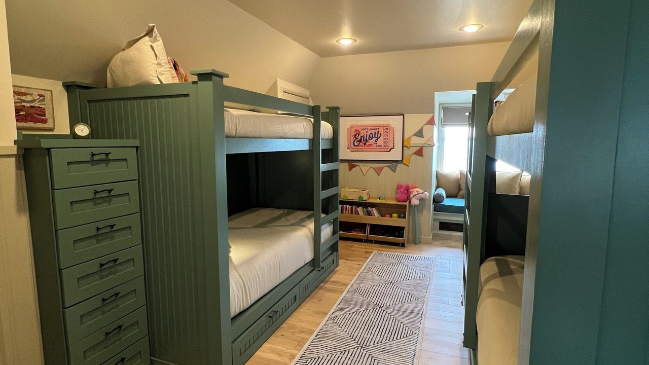 Photo of Bedroom in Cedar Creek Reservoir