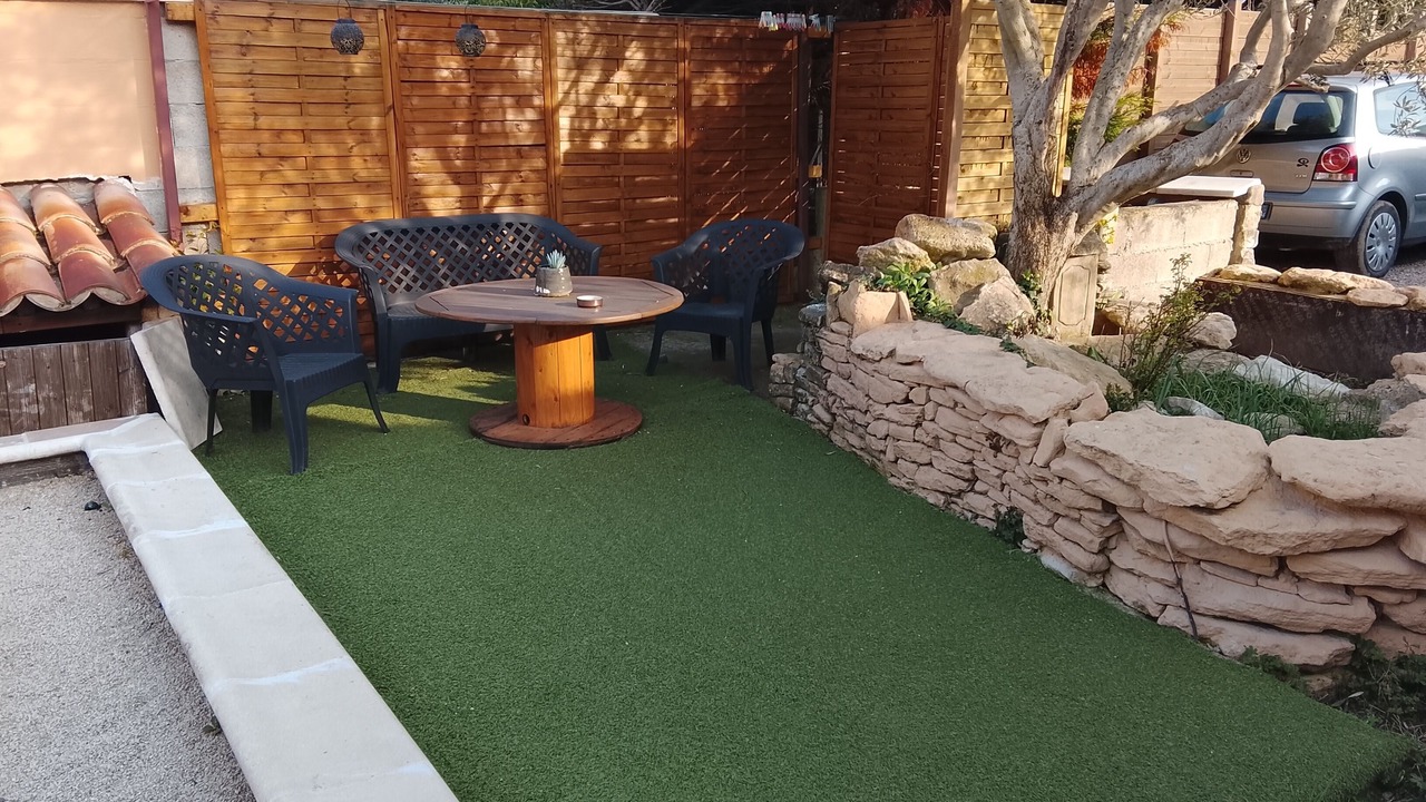 Photo of Outdoor in Entraigues-sur-la-Sorgue