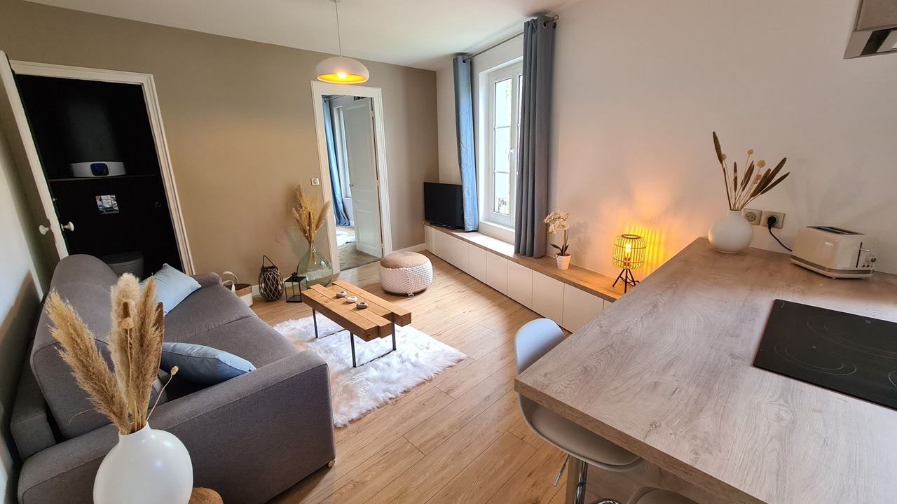 Photo of Livingroom in Vernon