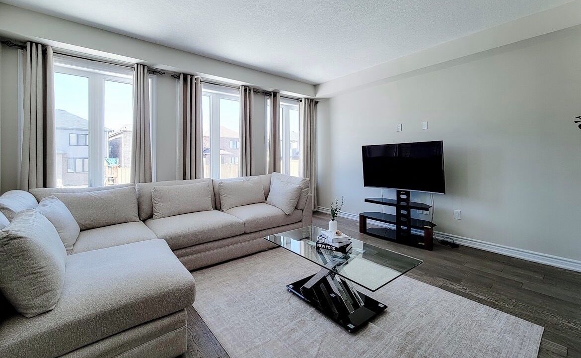 Photo of Livingroom in Caledonia