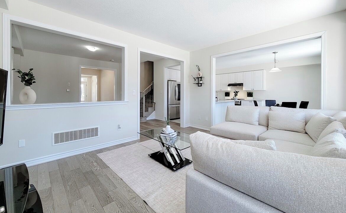 Photo of Livingroom in Caledonia