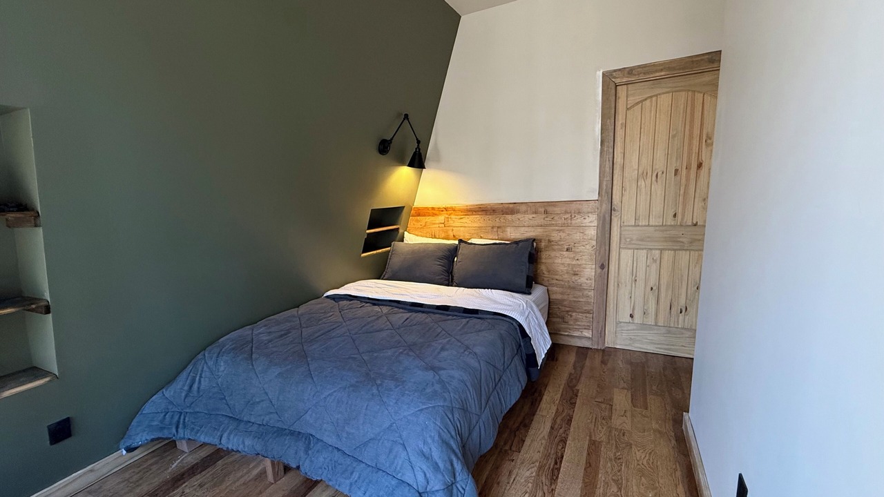 Photo of Bedroom in Flippin