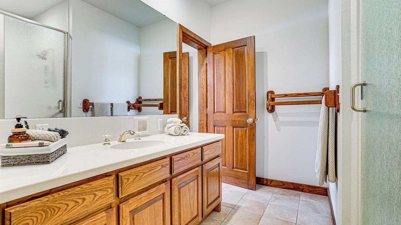 Photo of Bathroom in Cleburne