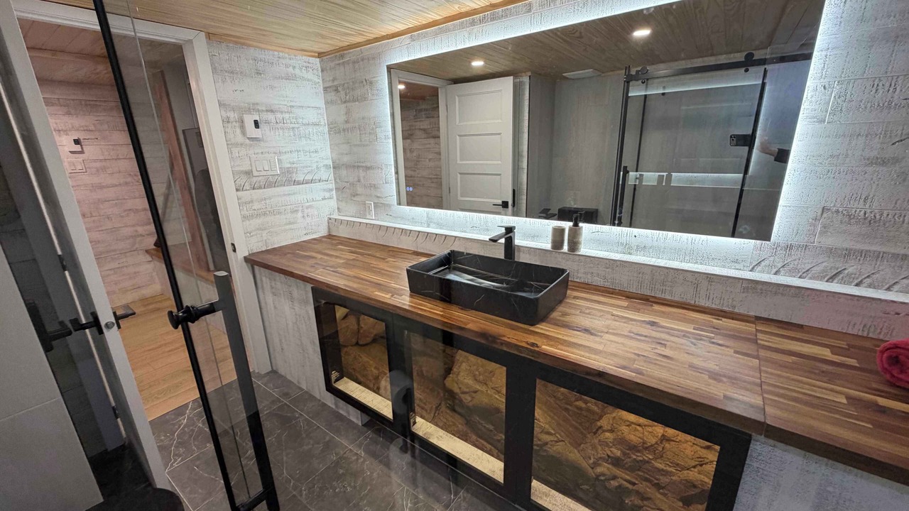 Photo of Bathroom in Saint-Alphonse-Rodriguez