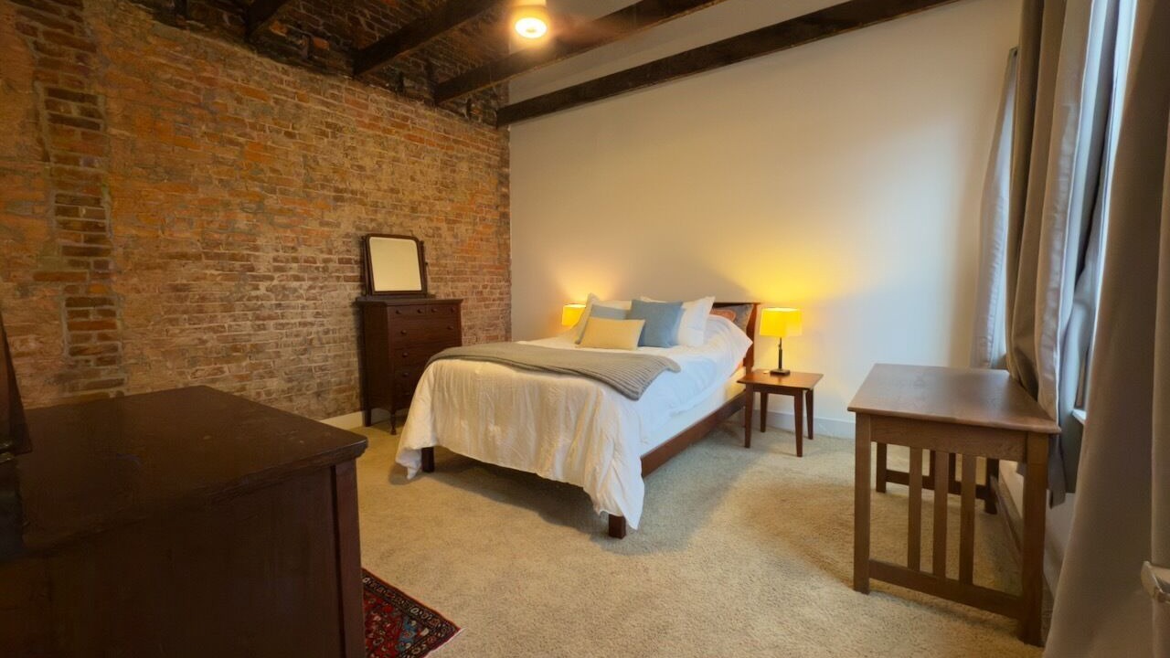 Photo of Bedroom in Mansion Hill