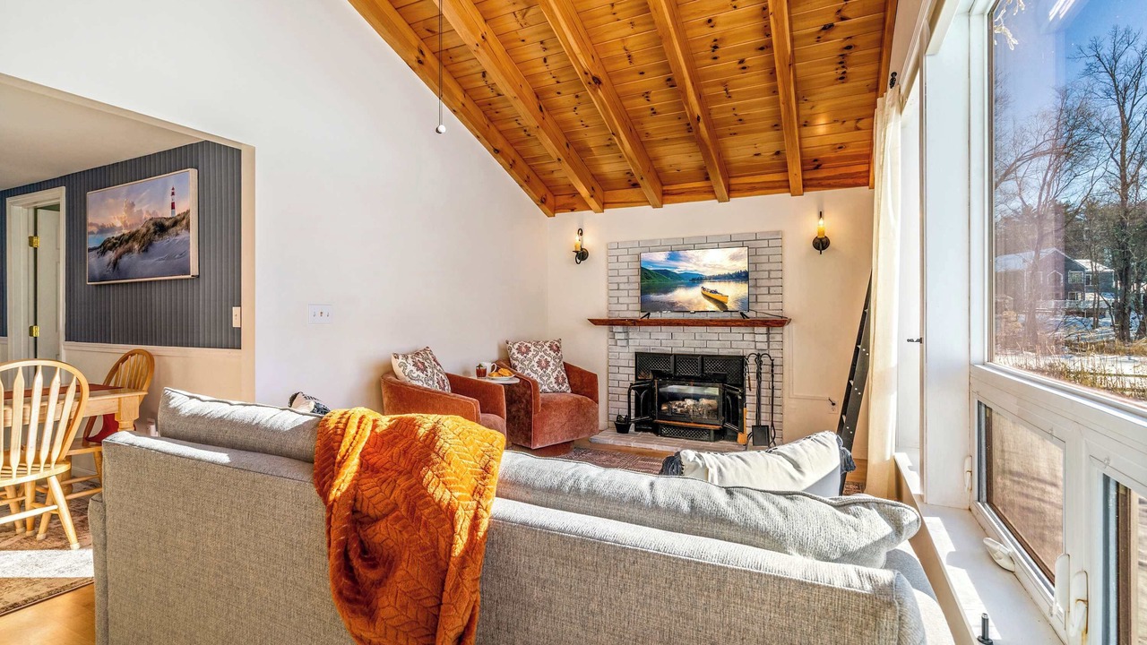 Photo of Livingroom in Windham