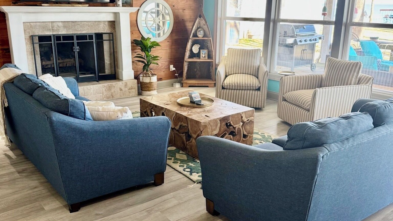 Photo of Livingroom in Wills Point