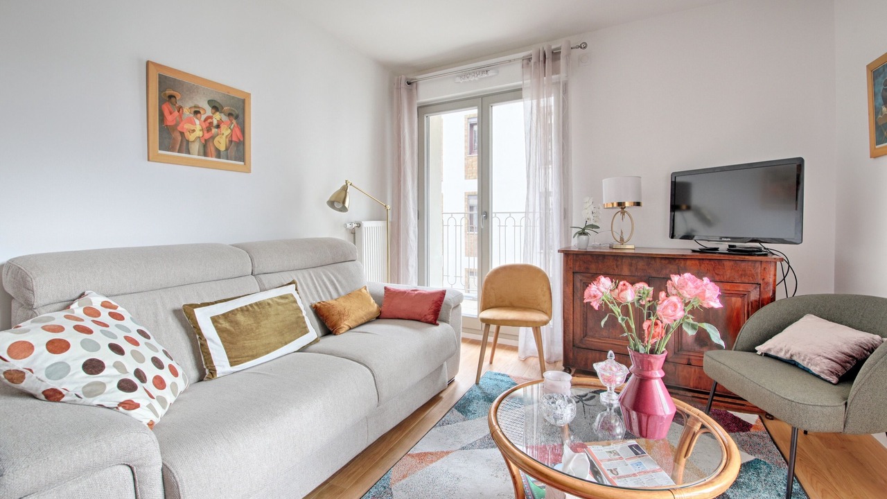 Photo of Livingroom in Clamart