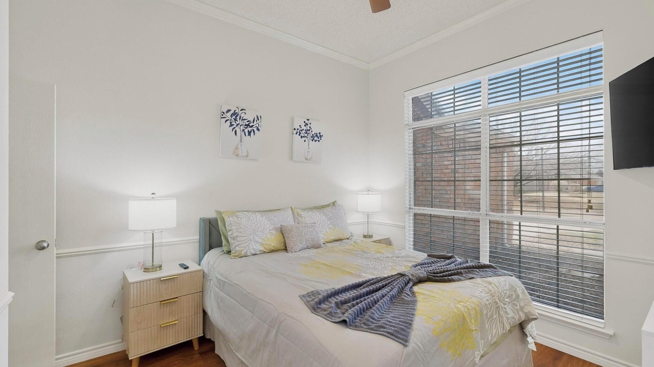 Photo of Bedroom in Lake Dallas