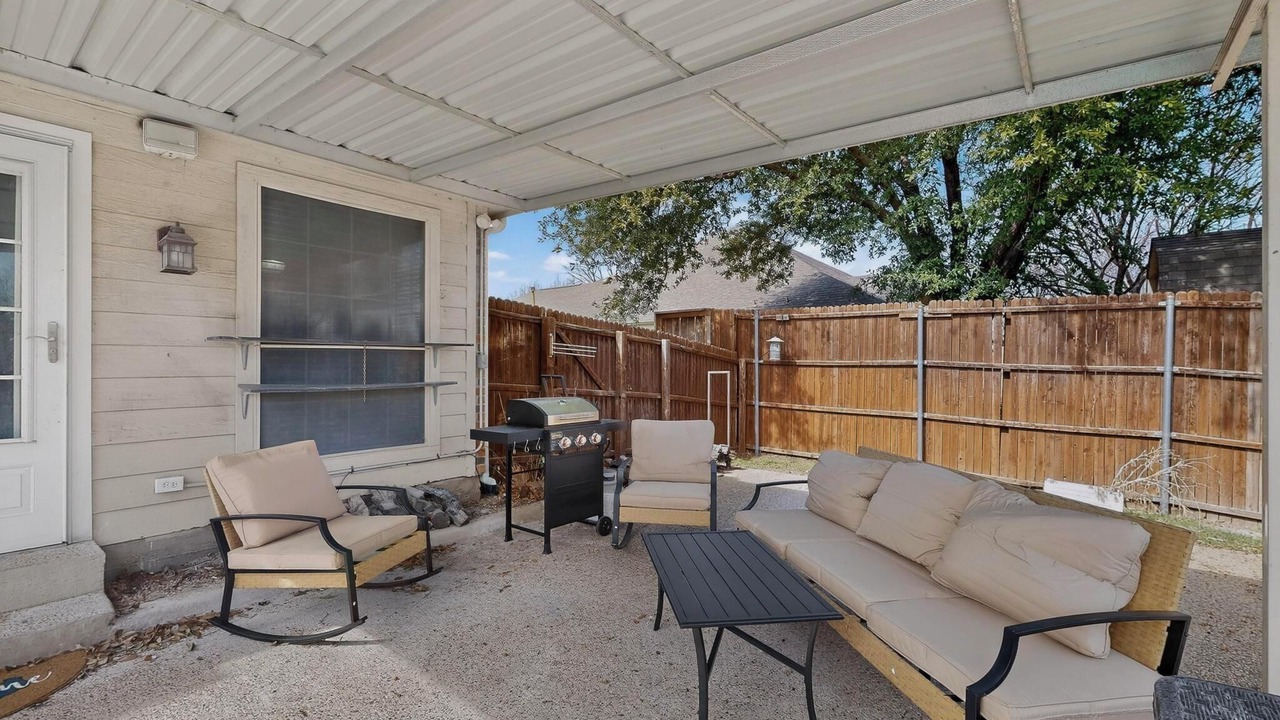 Photo of Patio Balcony in Lake Dallas