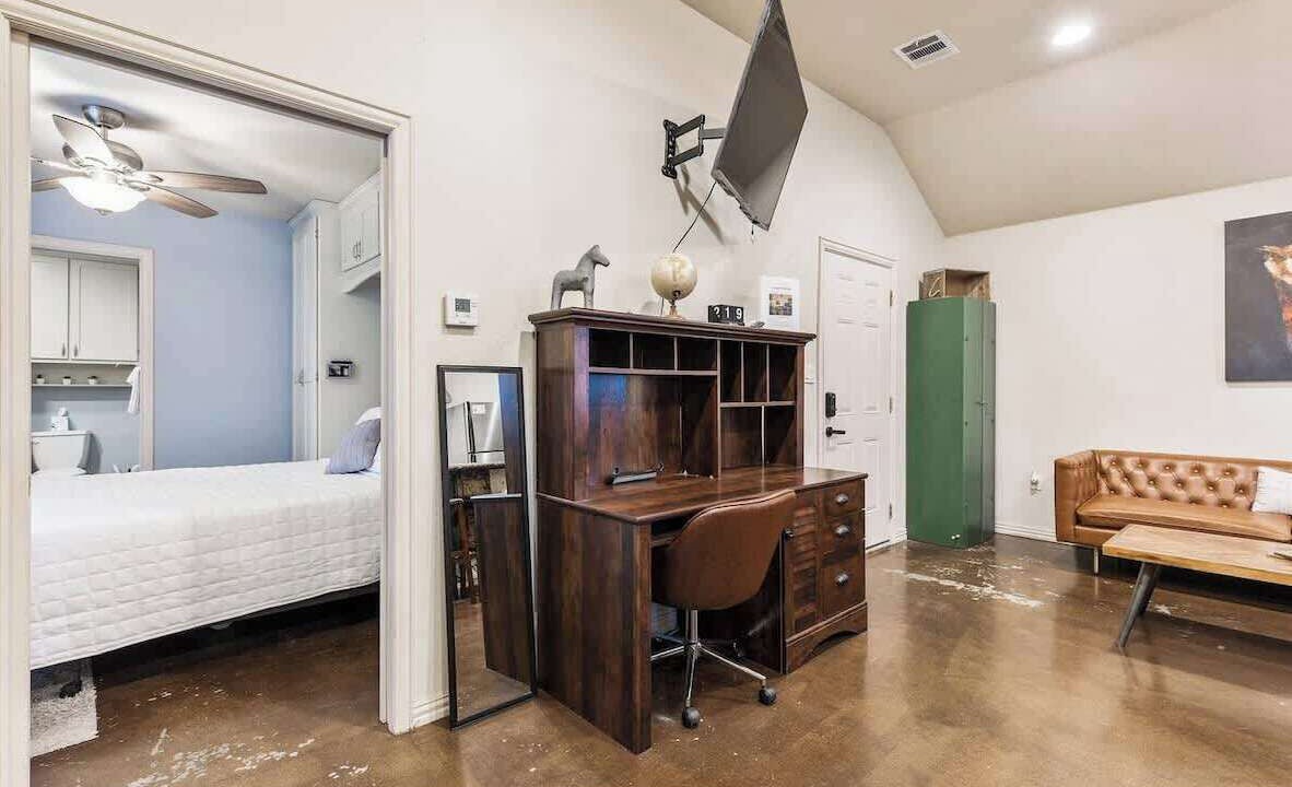 Photo of Bedroom in Arlington Heights
