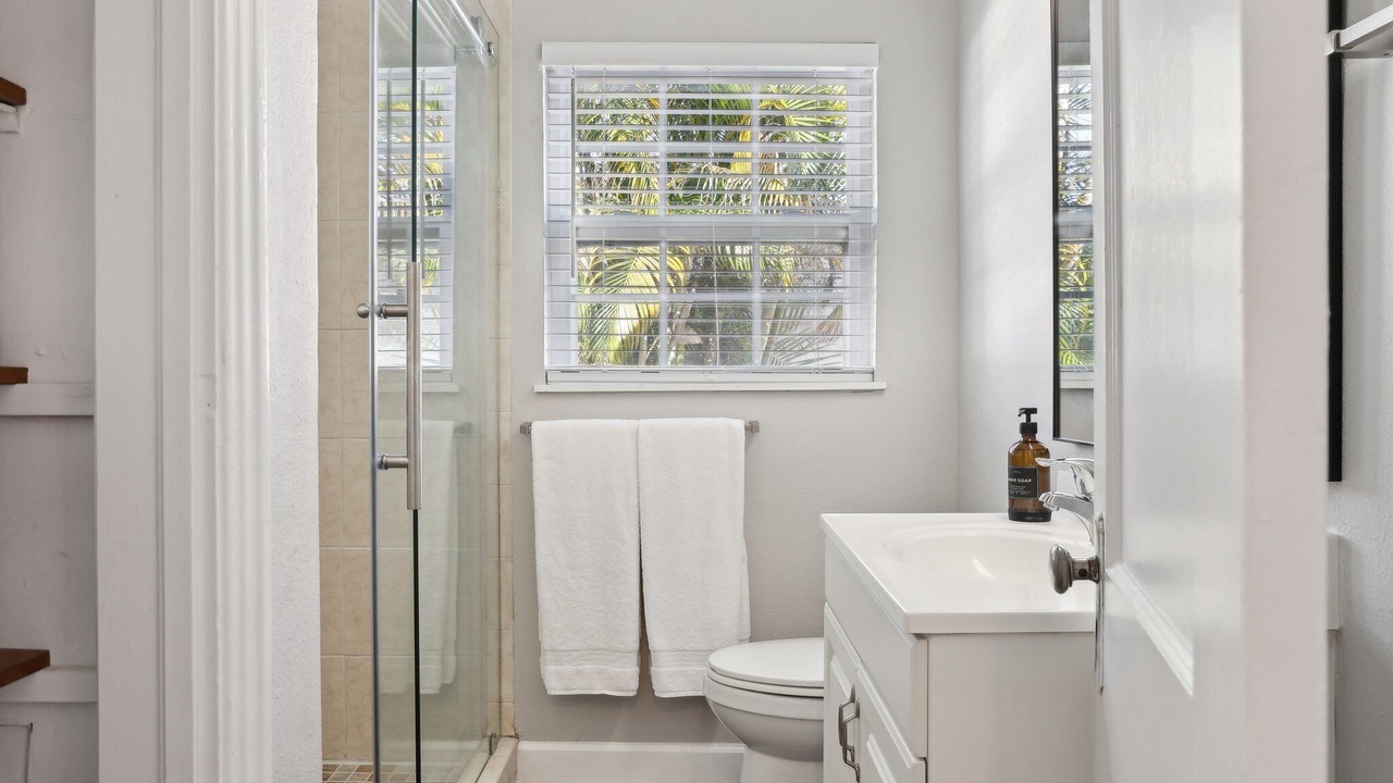 Photo of Bathroom in College Park