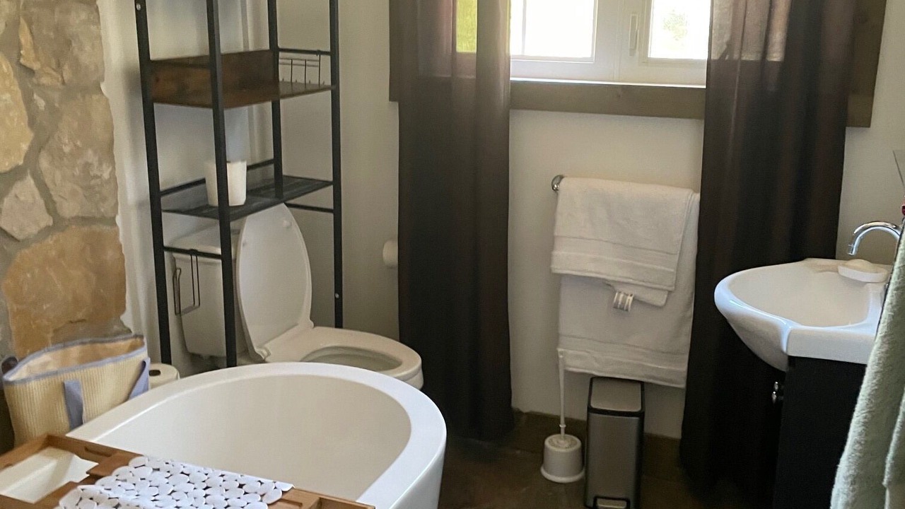 Photo of Bathroom in Balm Beach