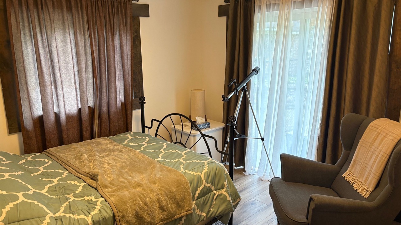 Photo of Bedroom in Balm Beach