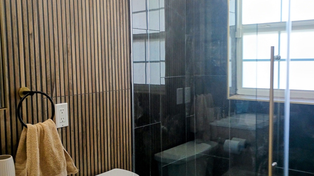Photo of Bathroom in Shore Acres