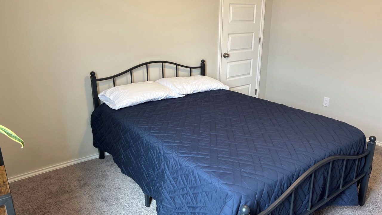 Photo of Bedroom in Shawnee