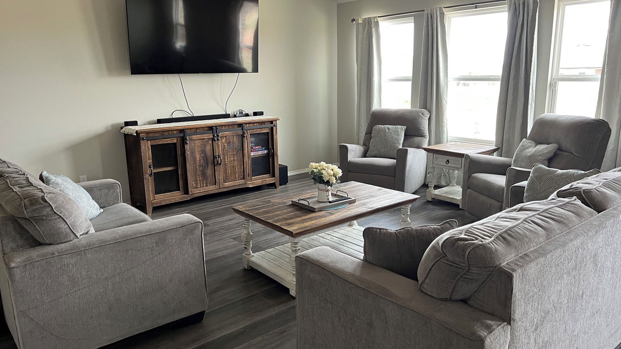 Photo of Livingroom in Shawnee