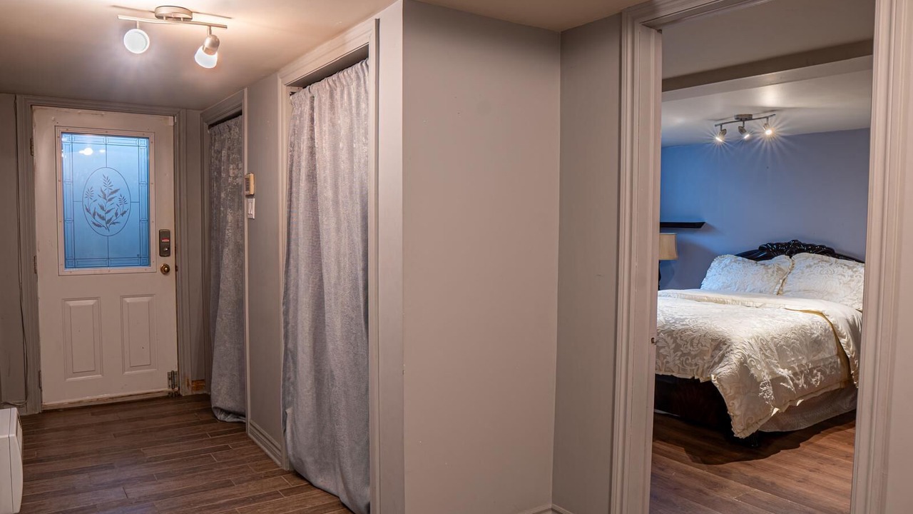 Photo of Bedroom in Laval