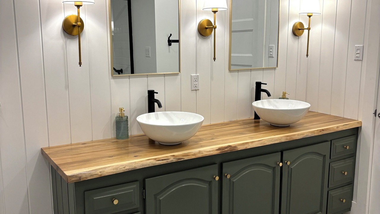 Photo of Bathroom in Frontenac