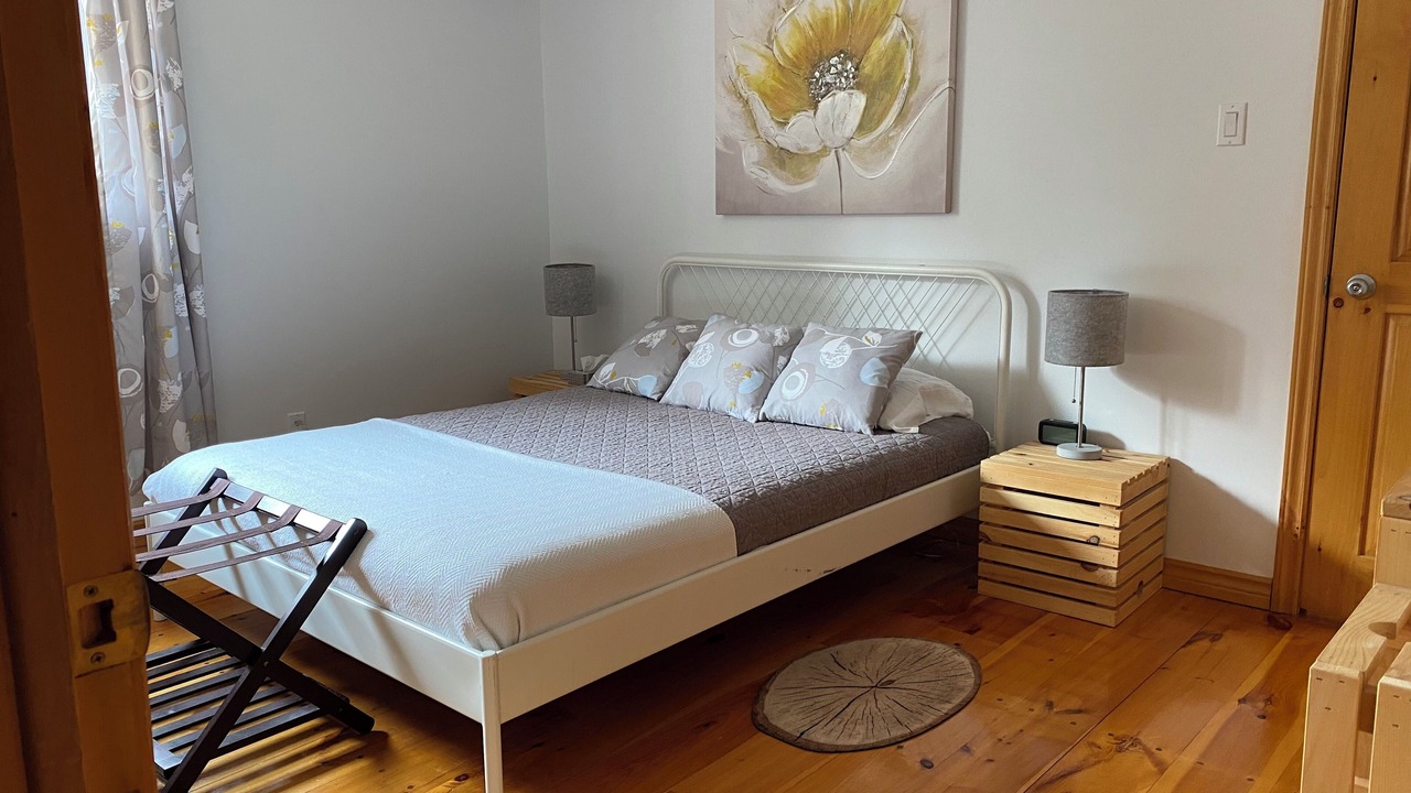 Photo of Bedroom in Frontenac