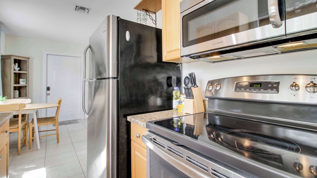 Photo of Kitchen in Flamingo Parks