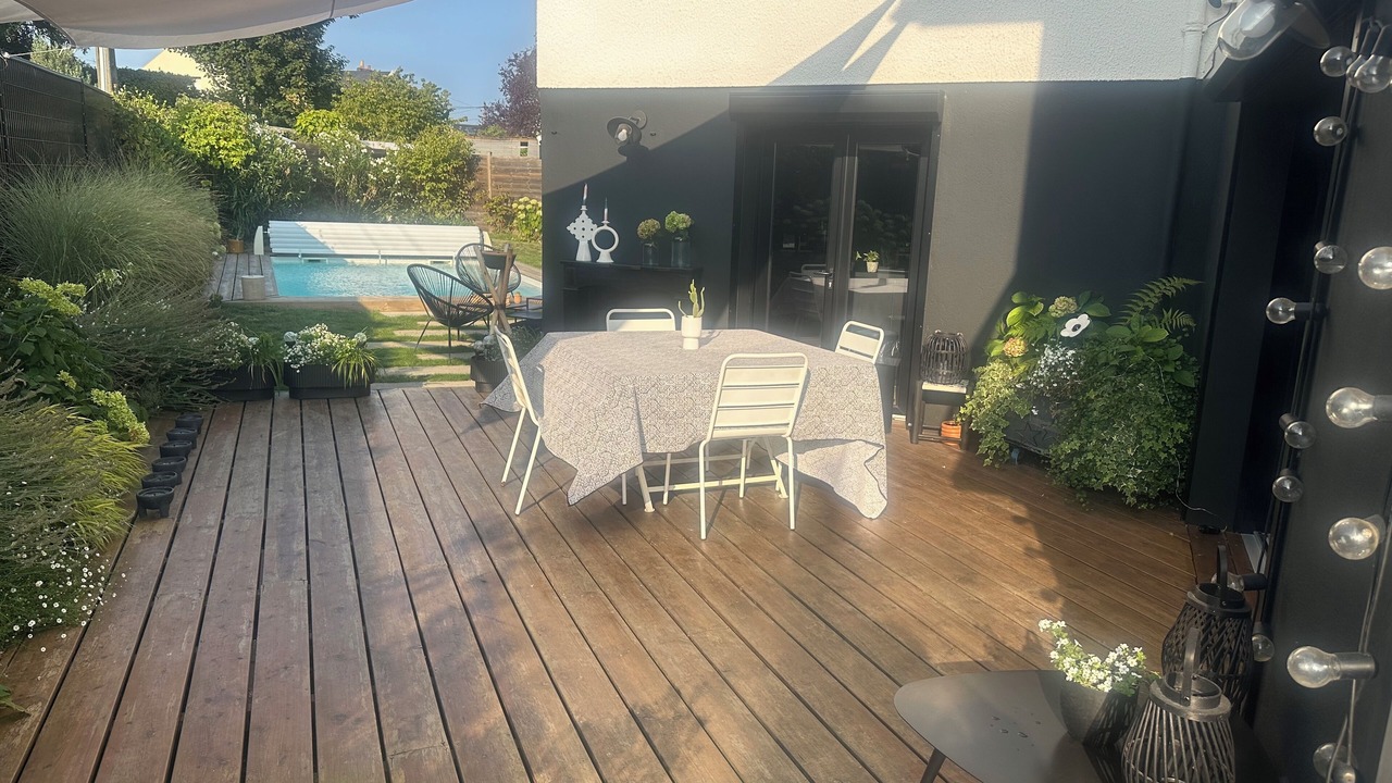 Photo of Outdoor in Le Mans