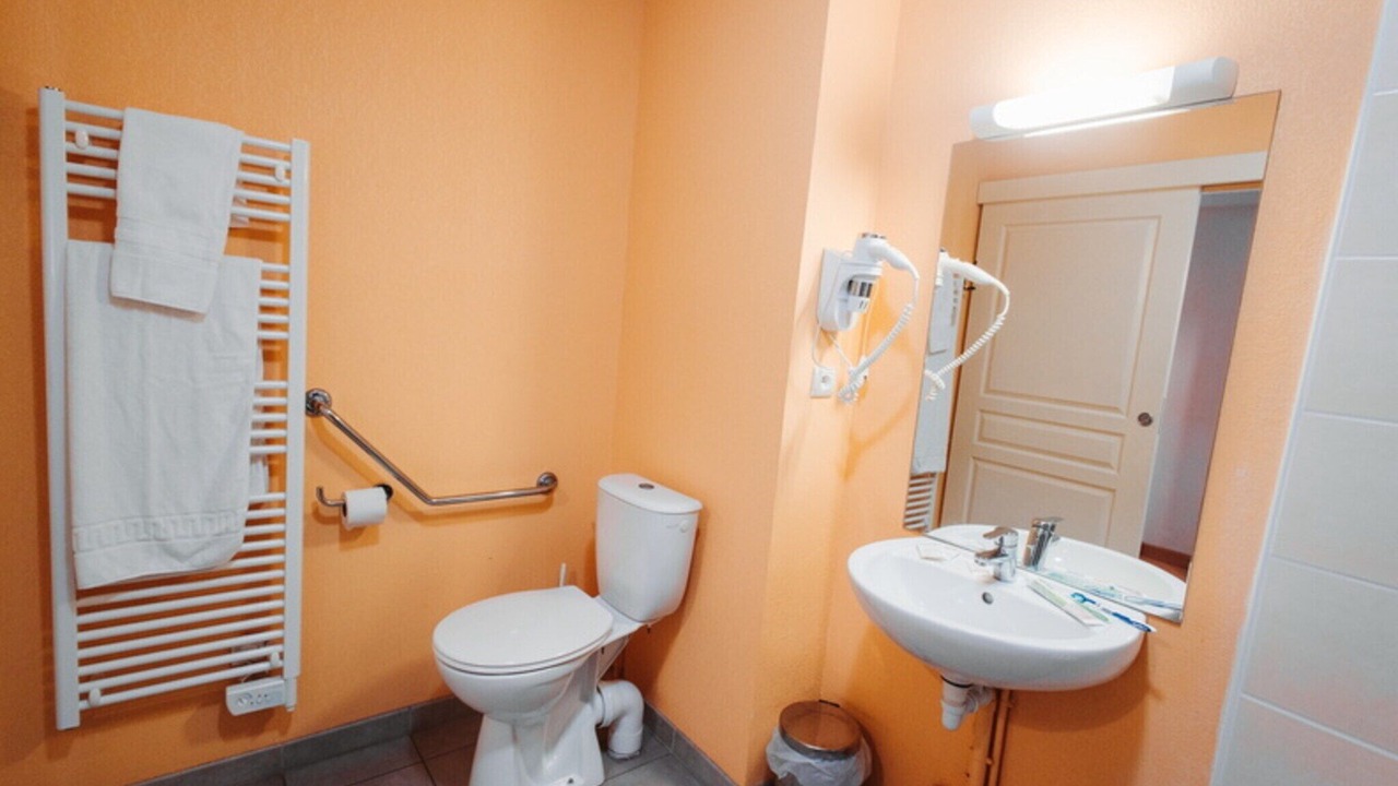 Photo of Bathroom in Ax-les-Thermes