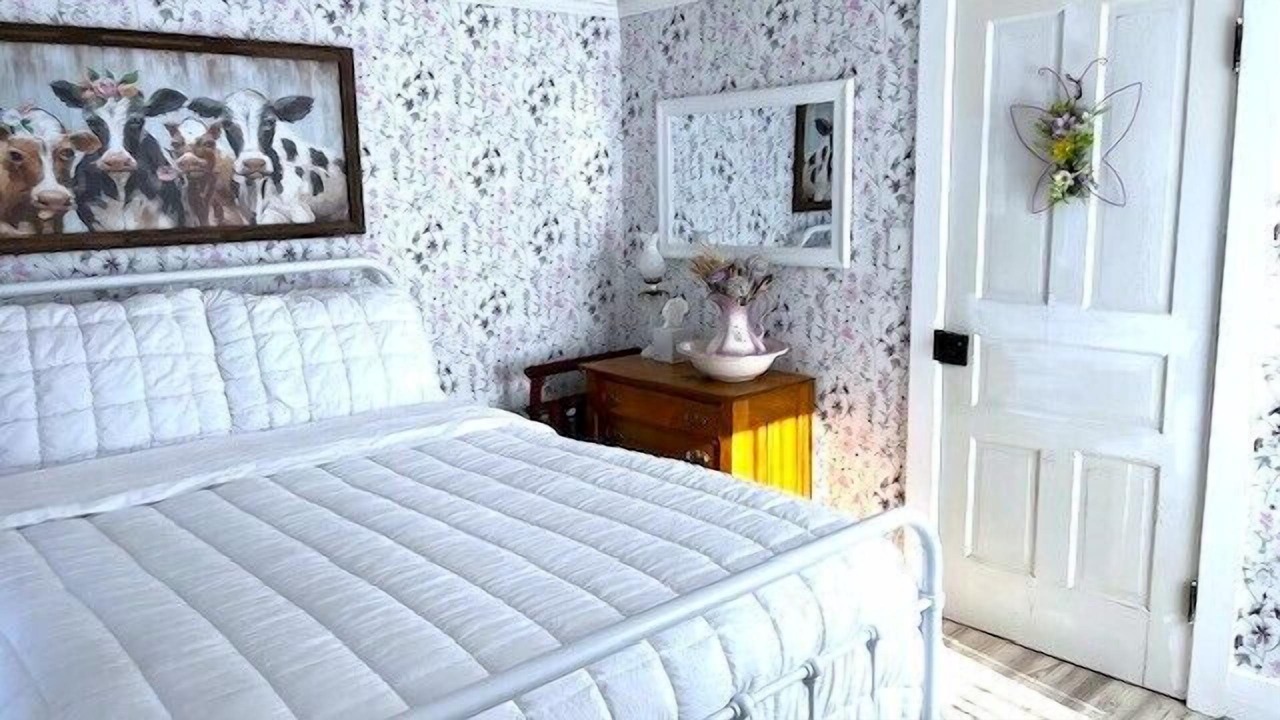Photo of Bedroom in Mancelona