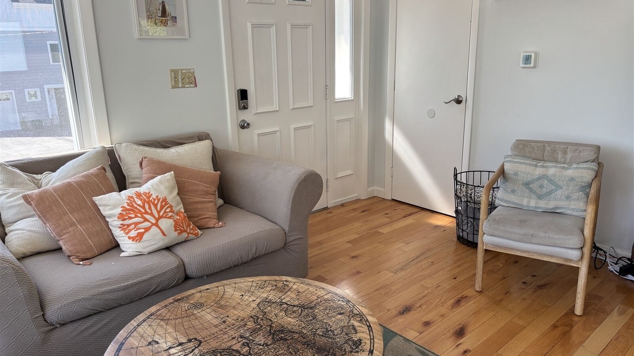 Photo of Livingroom in Camp Ellis