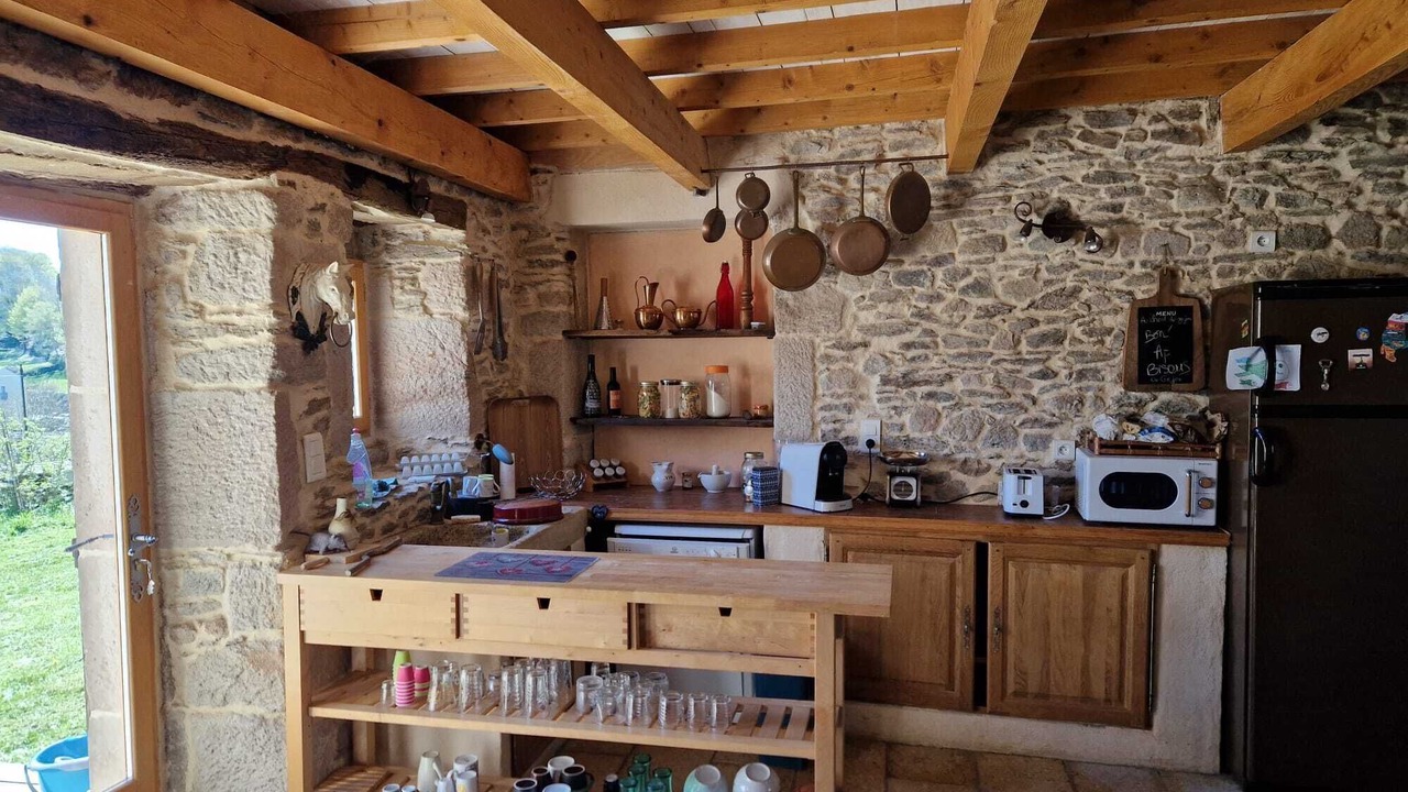 Photo of Kitchen in Vezins-de-Levezou