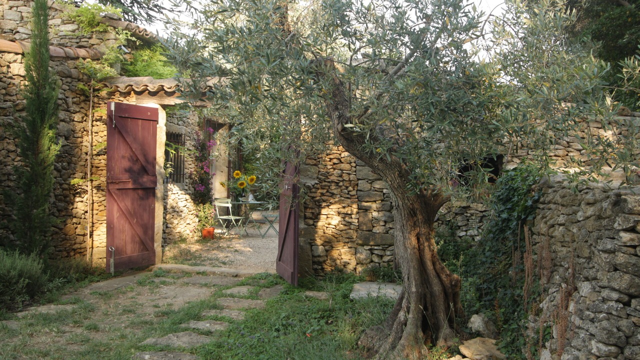 Photo of Outdoor in Montaren-et-Saint-Mediers