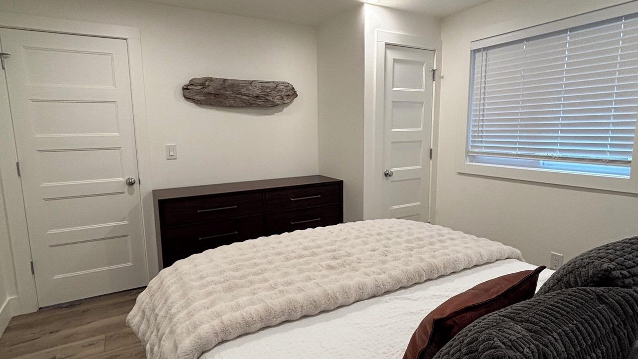 Photo of Bedroom in Nelscott