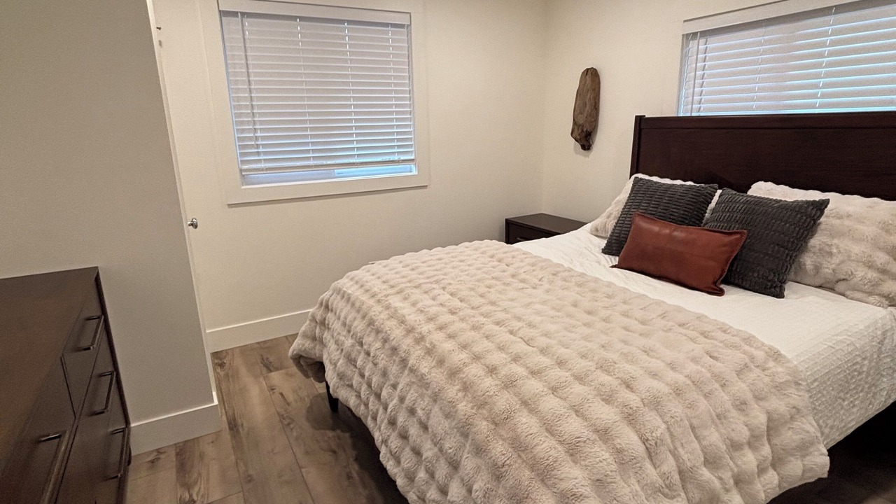Photo of Bedroom in Nelscott