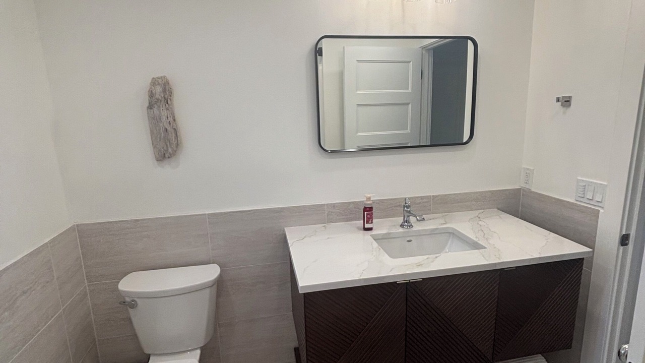 Photo of Bathroom in Nelscott
