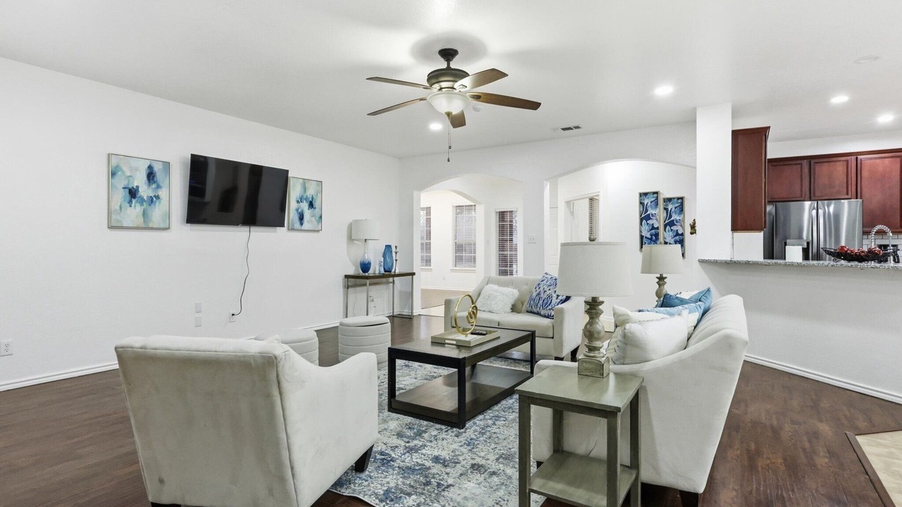 Photo of Livingroom in Burleson
