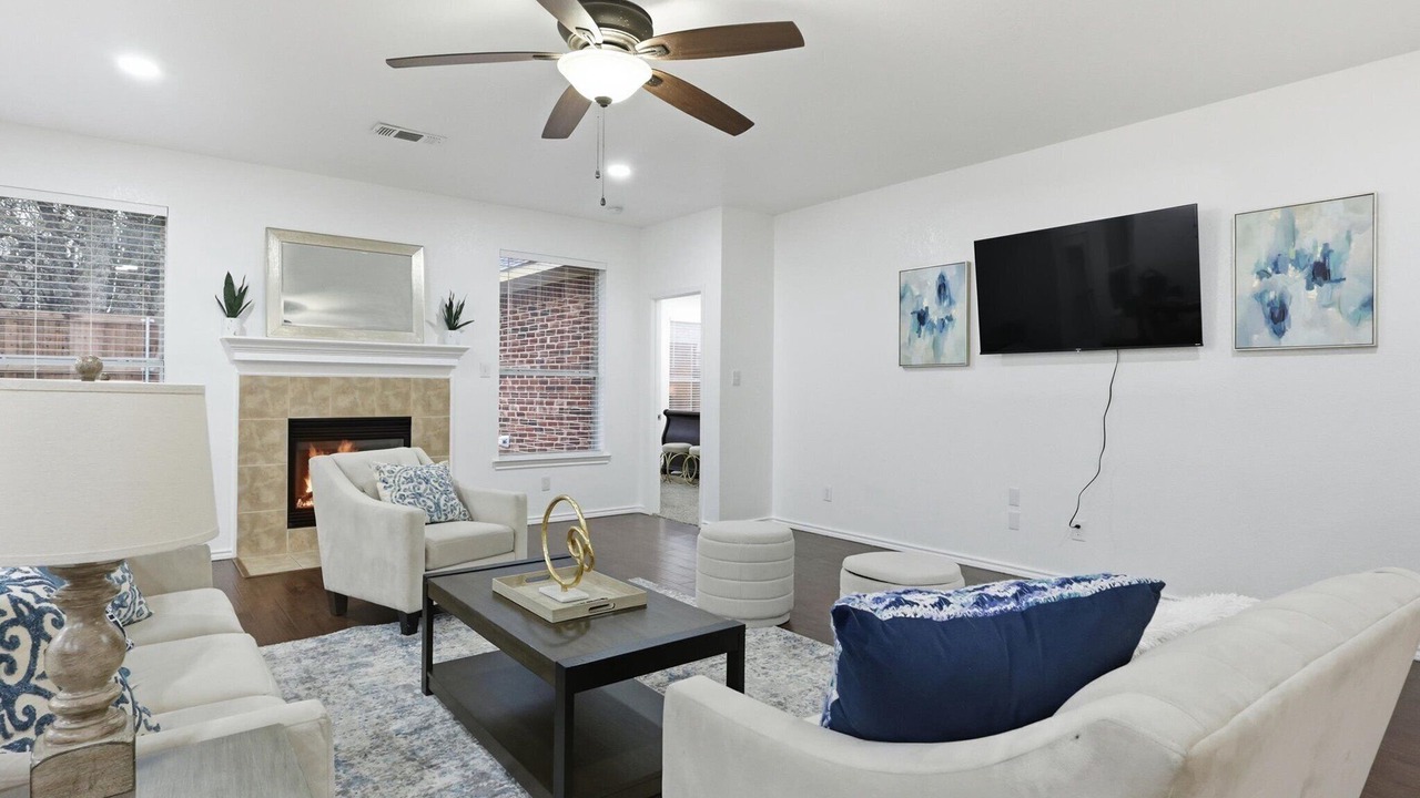 Photo of Livingroom in Burleson