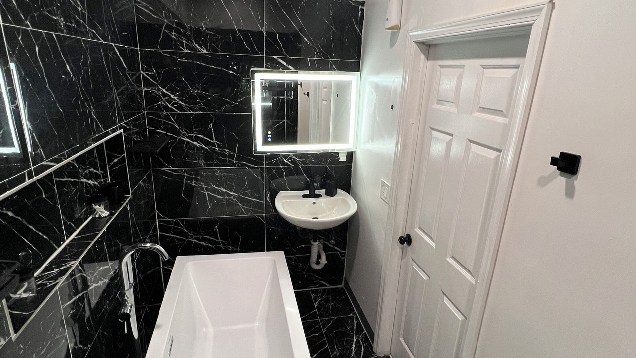 Photo of Bathroom in Liberty City