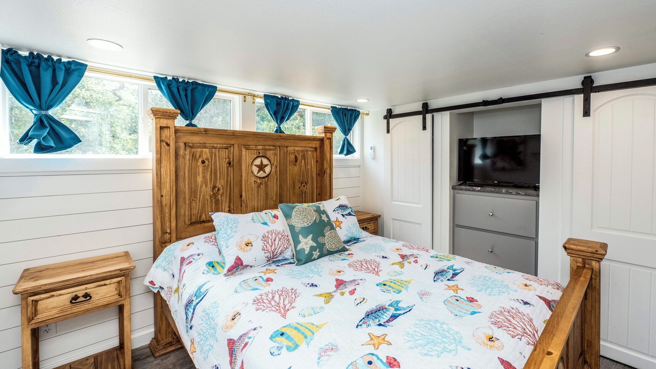 Photo of Bedroom in Rockport