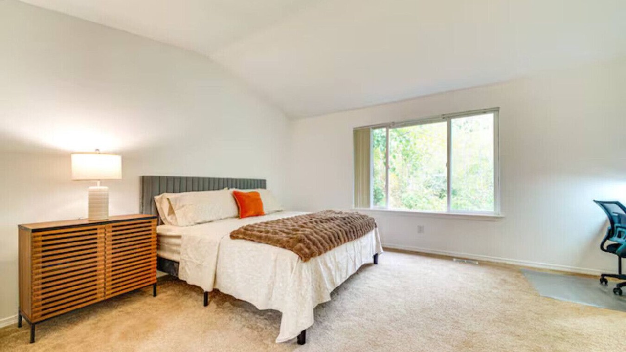Photo of Bedroom in Redmond